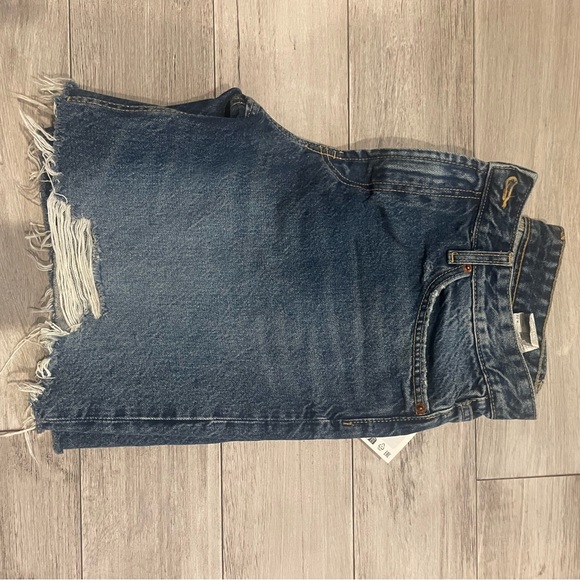 Zara Blue Distressed Jean Shorts - Picture 8 of 10